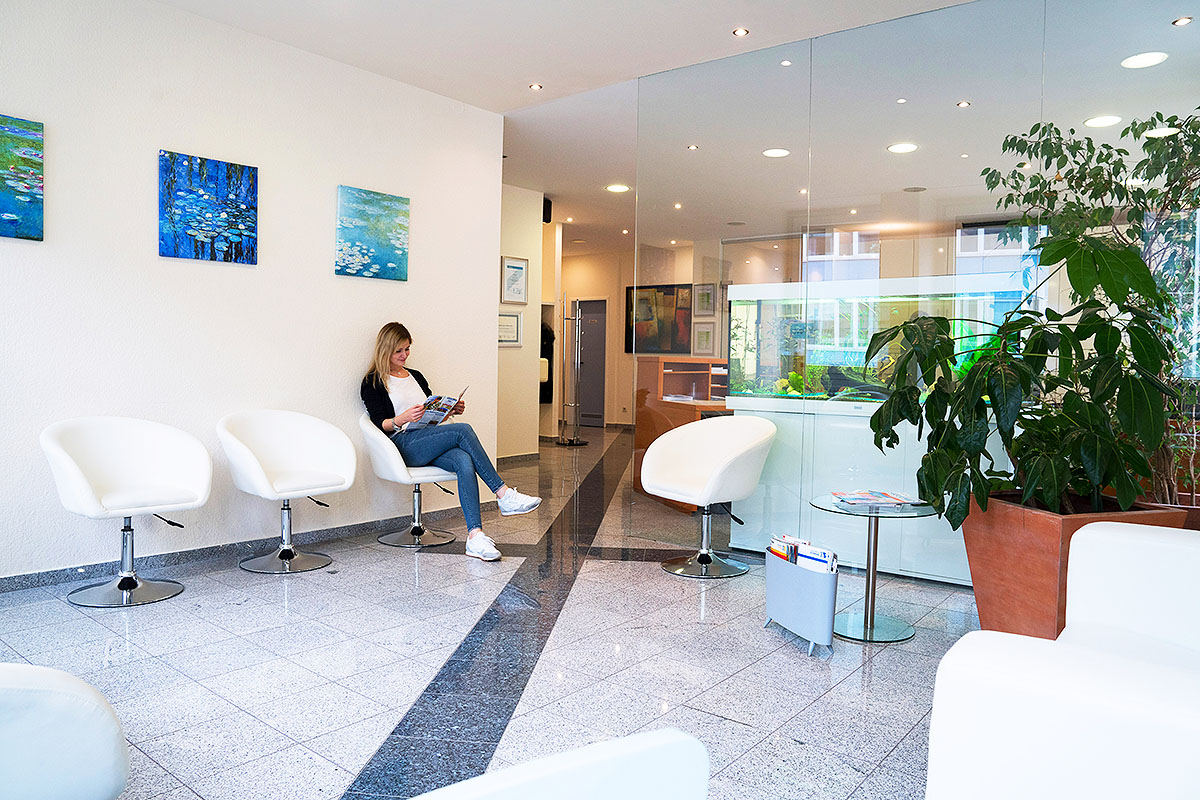 Zahnarzt Zahnarztpraxis Saarbrücken Saarland Zahnerhaltung Zahnersatz ...